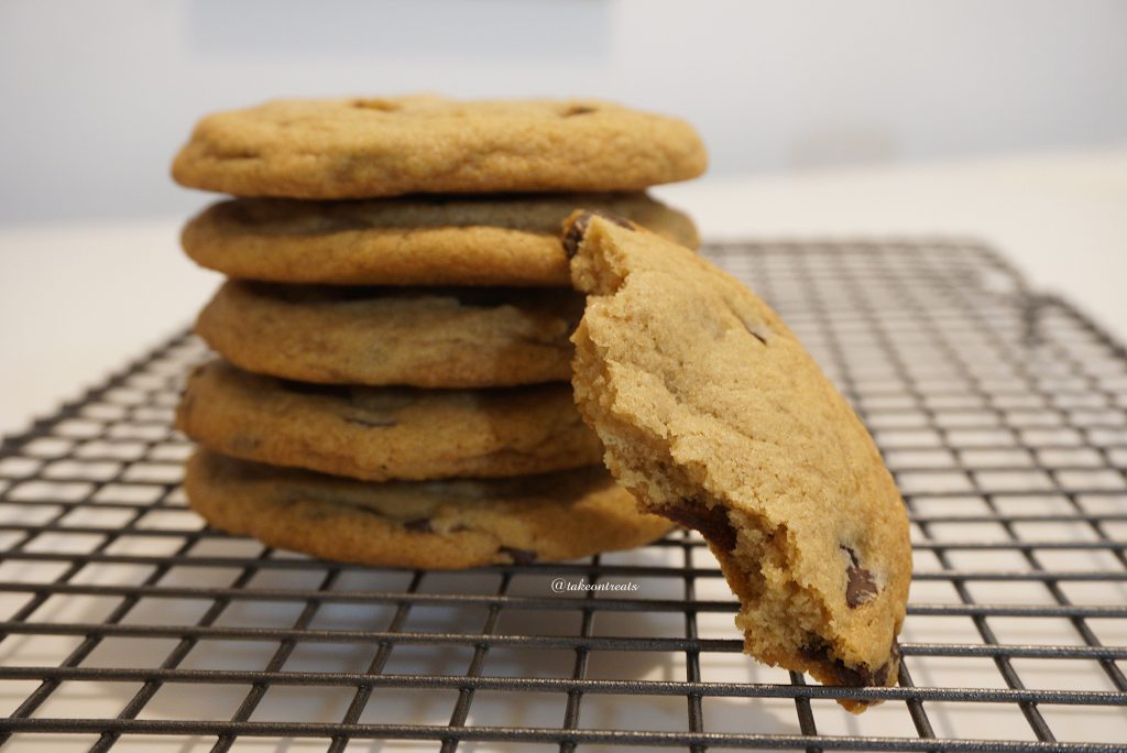Chewy Vegan Chocolate Chip Cookies (with Aquafaba) Take on Treats